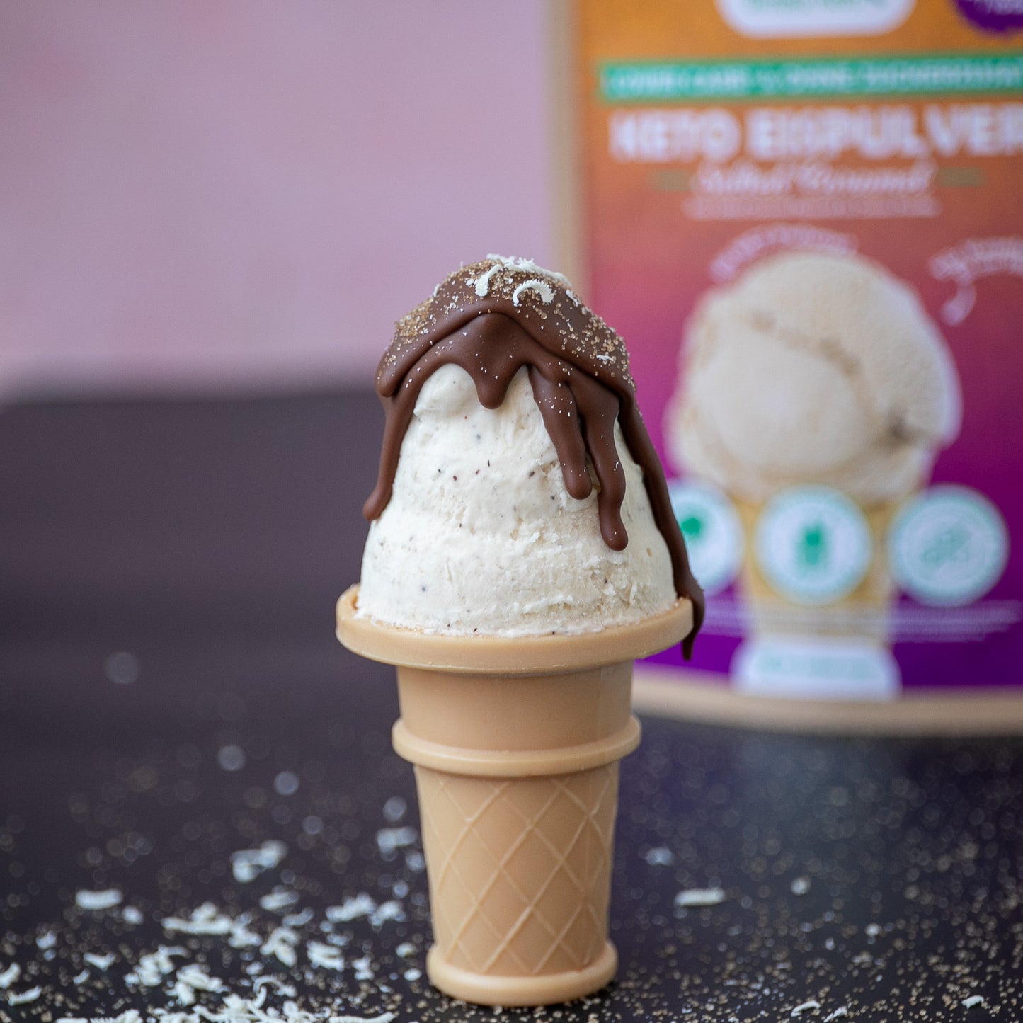 Simply Keto Gezouten Karamel ijspoeder