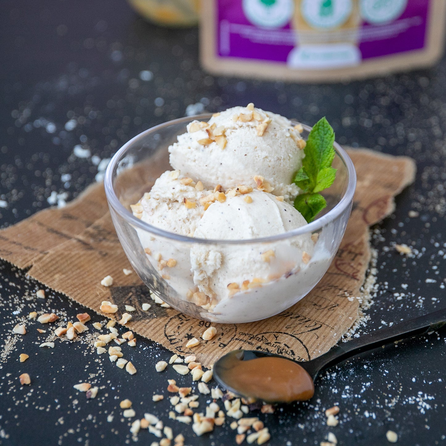 Simply Keto Gezouten Karamel ijspoeder